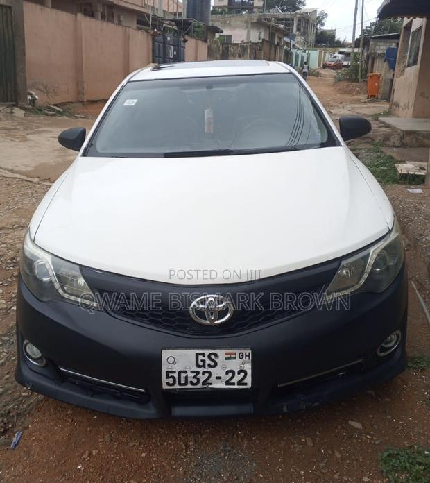 Toyota Camry 2014 White