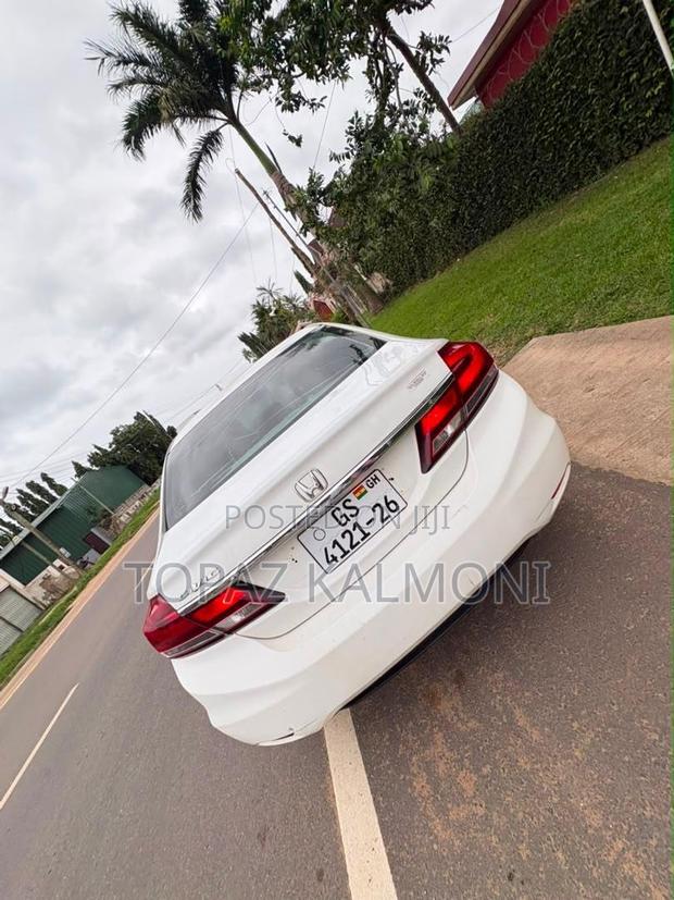 Honda Civic 2014 White