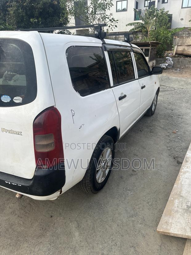 Toyota Probox 1.5 DX 4WD 2010 White