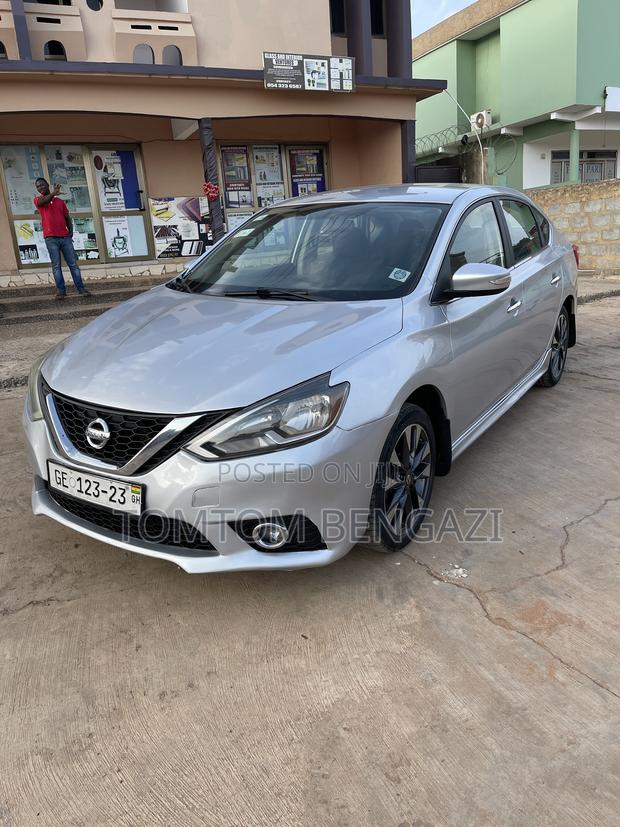 Nissan Sentra S 2016 Silver