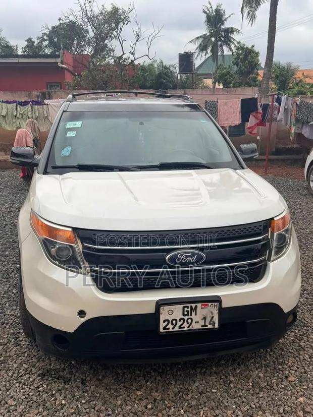 Ford Explorer 2014 White