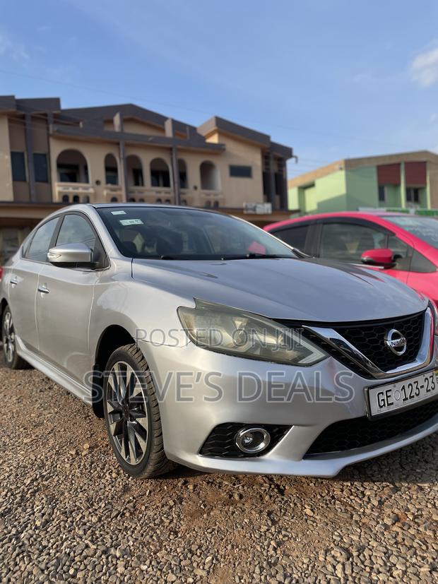 Nissan Sentra SR 2016 Silver