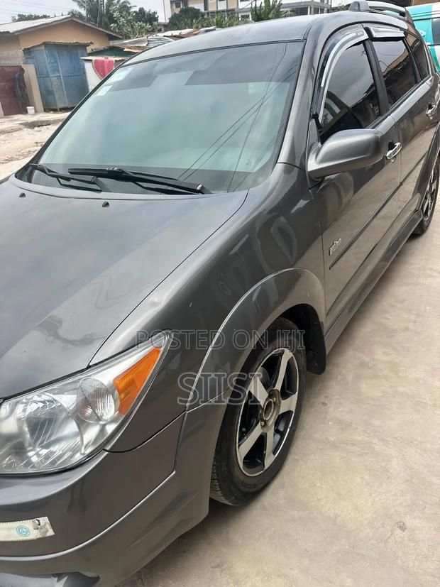 Pontiac Vibe 1.8L 2009 Gray