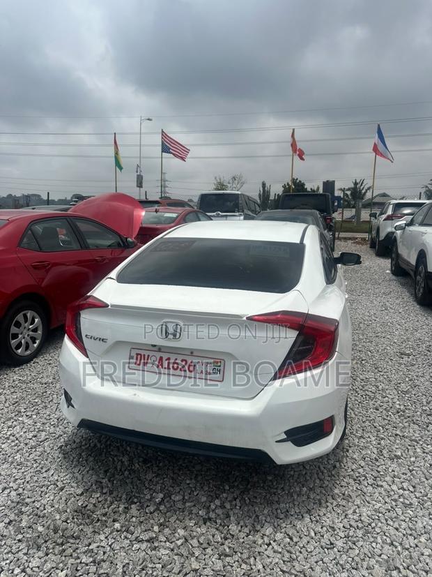 Honda Civic 2016 White