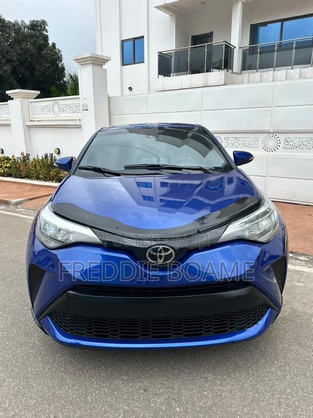 Toyota C-HR 2022 Blue