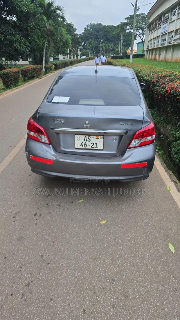 Mitsubishi Mirage 2018 Gray