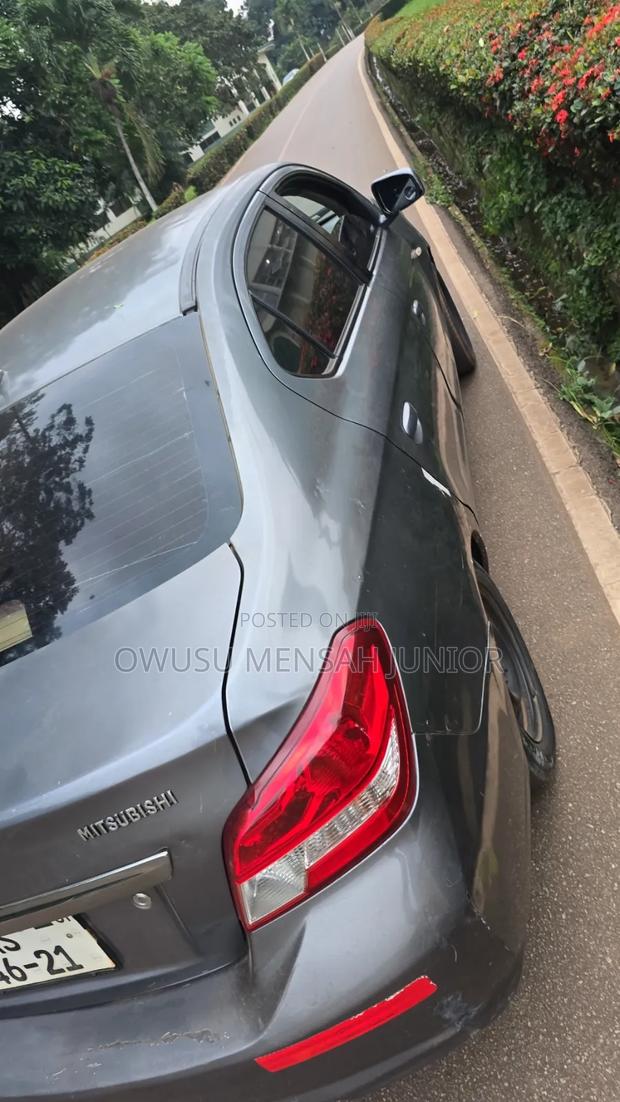 Mitsubishi Mirage 2018 Gray