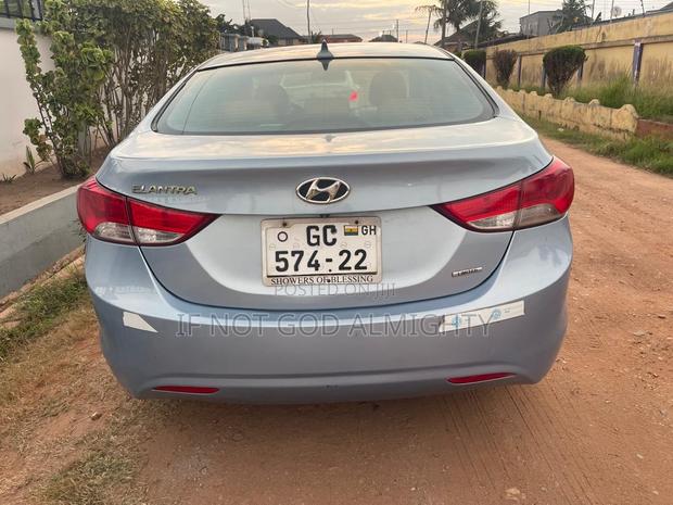 Hyundai Elantra 2013 Blue