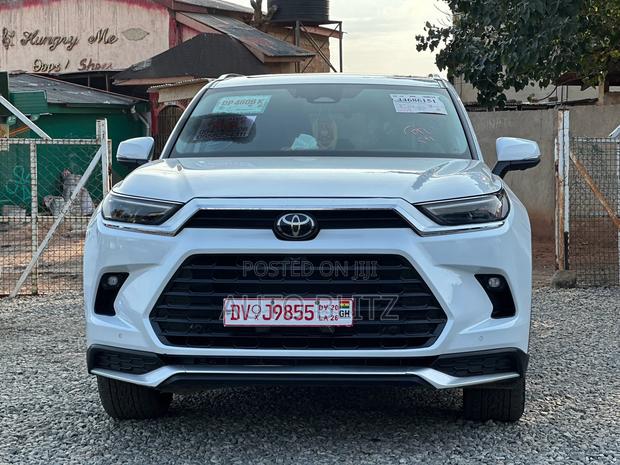 Toyota Highlander 2025 White