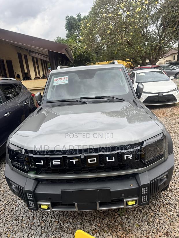 Jetour T2 2.0 Petrol AWD 2025 Silver