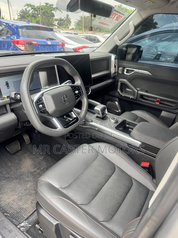 Jetour T2 2.0 Petrol AWD 2025 Silver