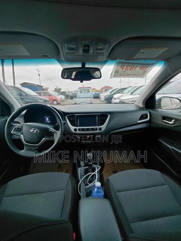 Hyundai Accent Limited 2021 Blue