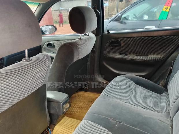 Toyota Corolla 2001 Silver