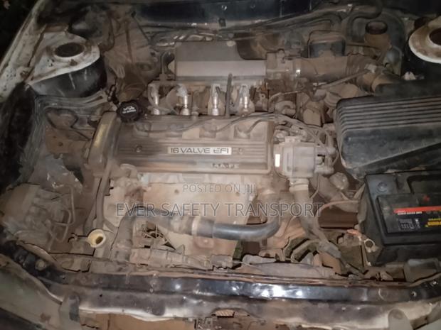 Toyota Corolla 2001 Silver