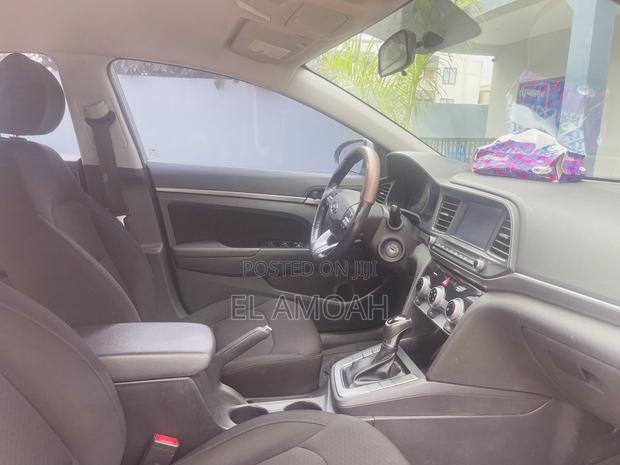 Hyundai Elantra Limited 2019 Silver