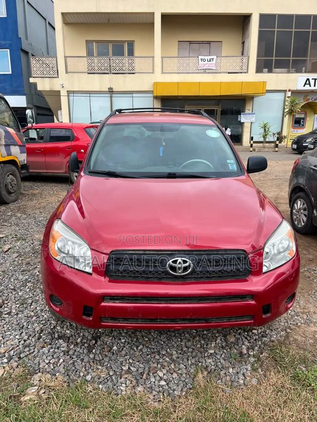 Toyota RAV4 2010 Red