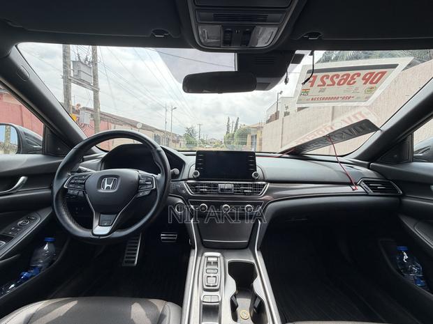 Honda Accord Sport 2.0T 2022 Black