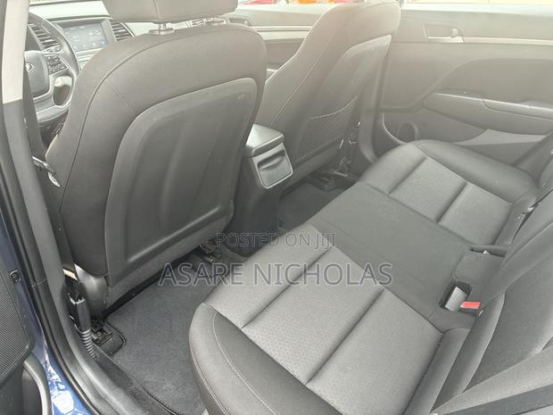 Hyundai Elantra 2018 Gray