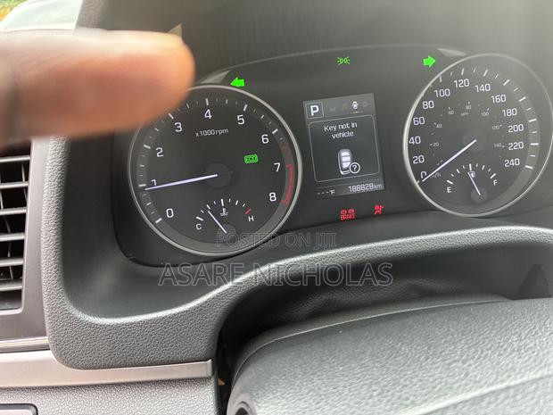 Hyundai Elantra 2018 Gray