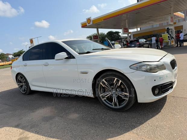 BMW 5 Series 2013 White