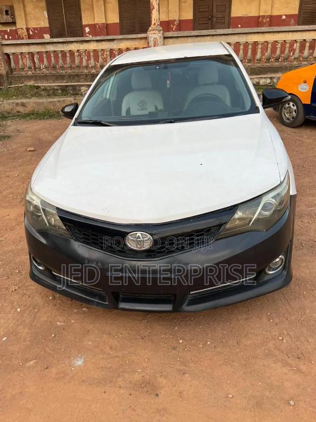 Toyota Camry 2014 White