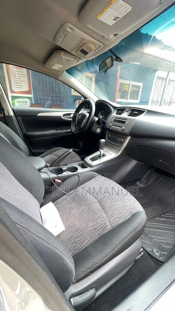 Nissan Sentra 2015 Silver