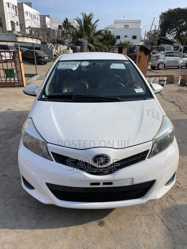 Toyota Vitz 1.3 AWD 5dr 2012 White
