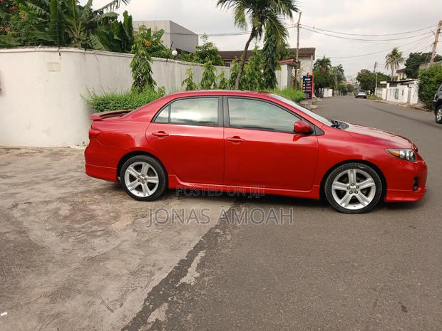 Toyota Corolla S 4dr Sedan (1.8L 4cyl 4A) 2013 Red