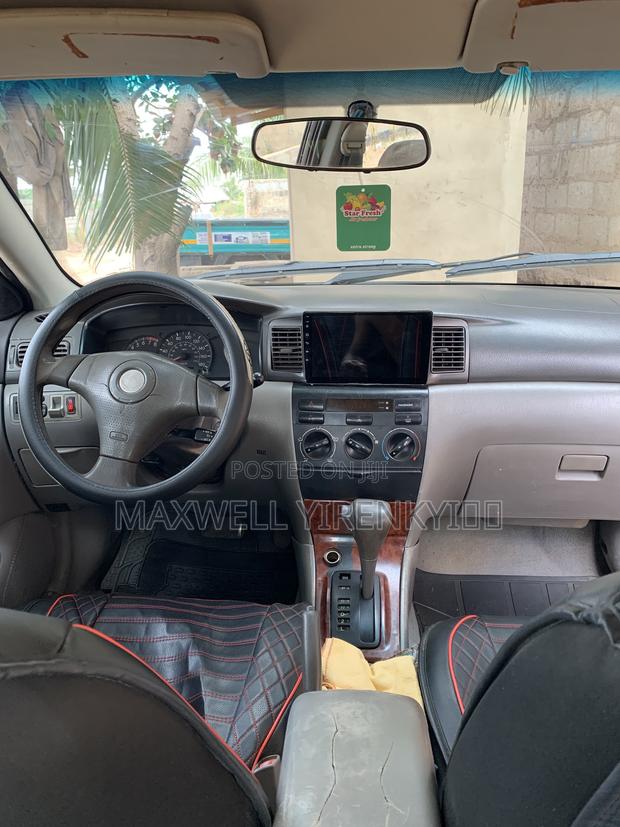 Toyota Corolla 2010 White