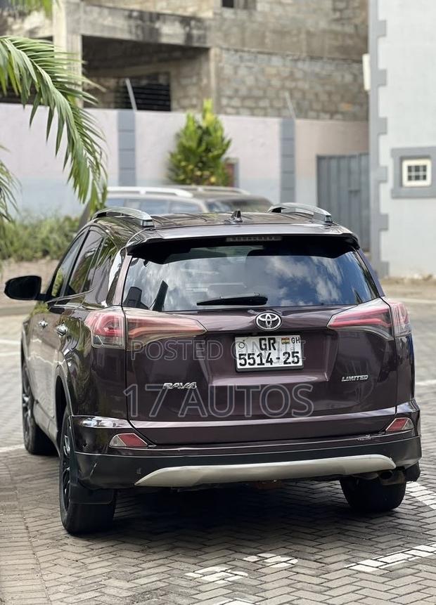 Toyota RAV4 Limited 4dr SUV (2.5L 4cyl 6A) 2018 Burgundy