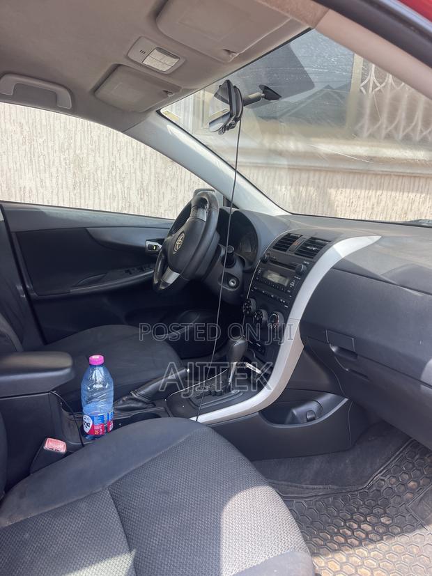 Toyota Corolla 2010 Red