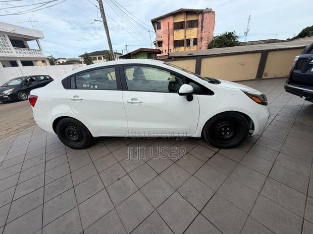 Kia Rio 2015 White