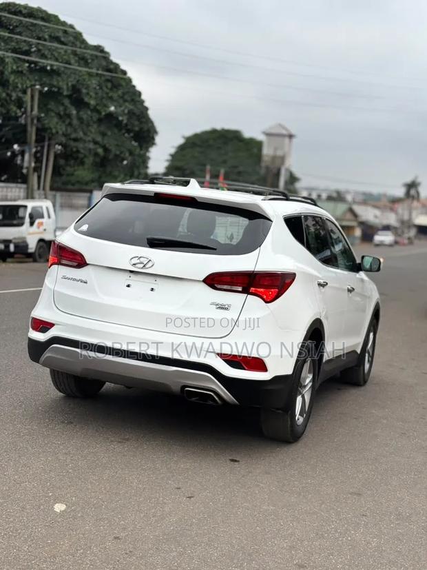 Hyundai Santa Fe Limited Ultimate AWD 2018 White