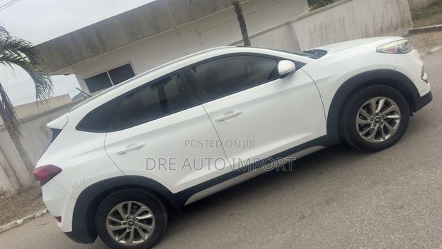 Hyundai Tucson SE FWD 2017 White