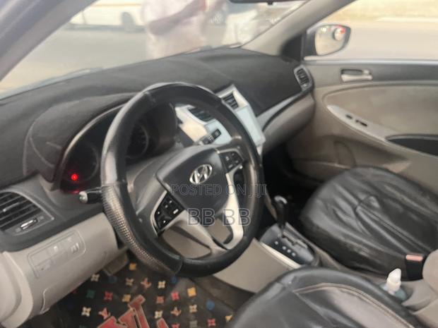Hyundai Accent 2013 Black
