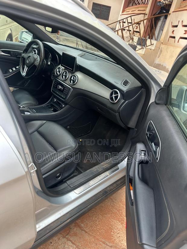 Mercedes-Benz GLA 250 2015 Silver