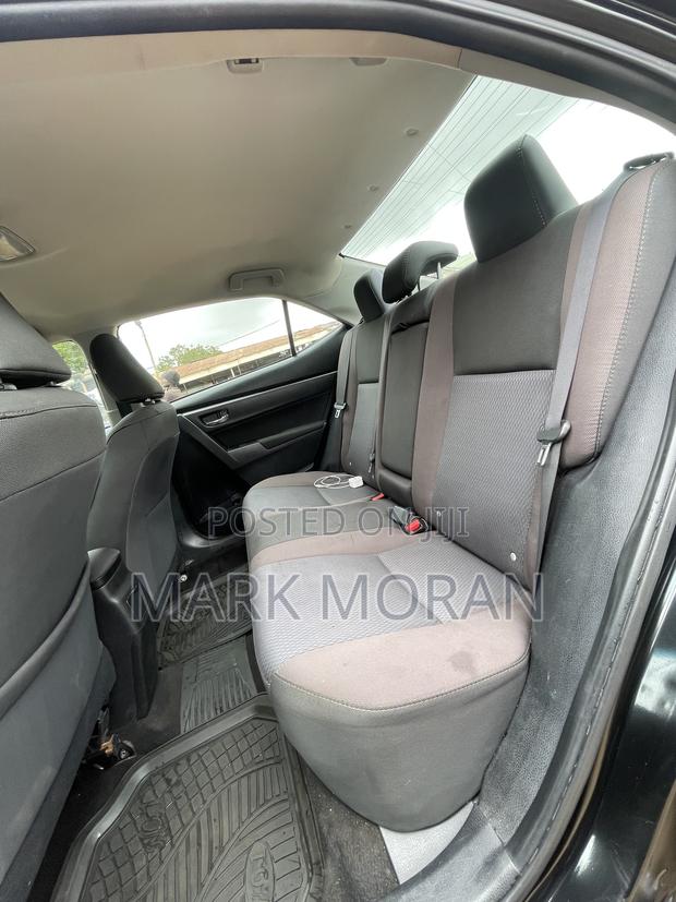 Toyota Corolla LE ECO 4dr Sedan (1.8L 4cyl CVT) 2017 Black