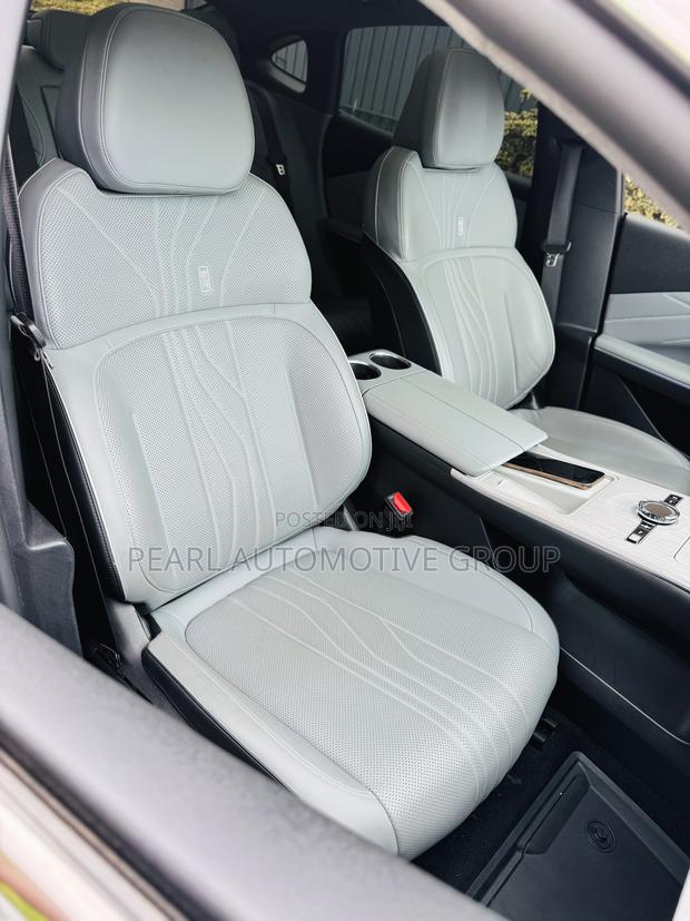 Geely Galaxy Starshine 8 2025 Gray