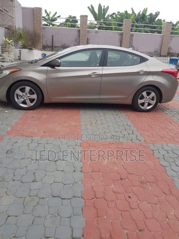 Hyundai Elantra 2013 Gray