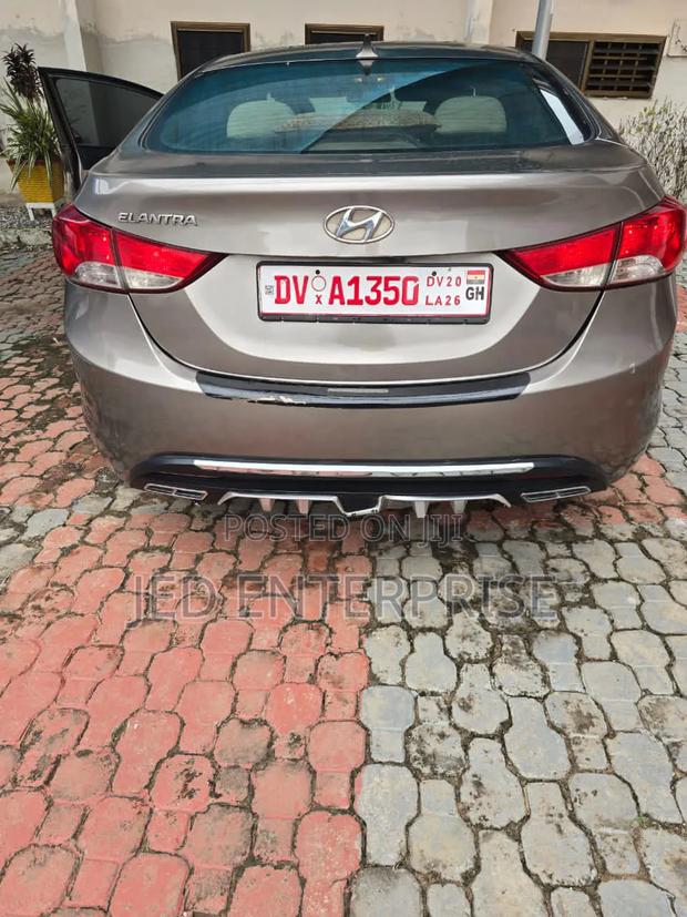 Hyundai Elantra 2013 Gray