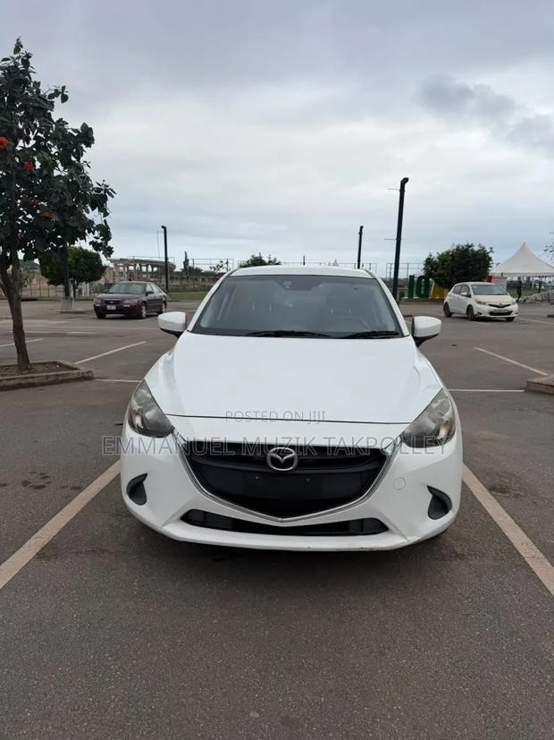 Mazda Demio 2016 White