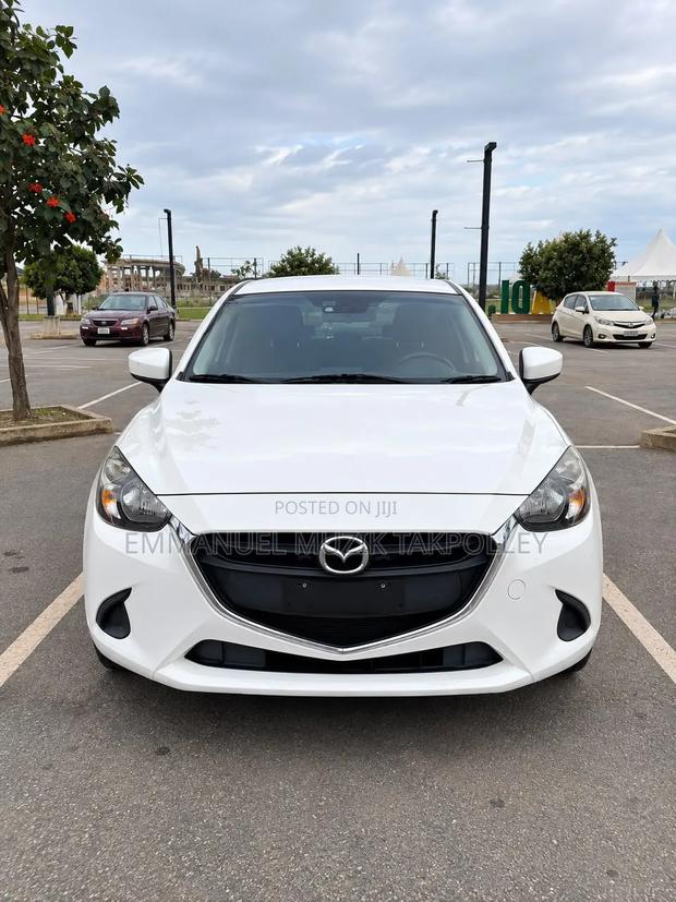 Mazda Demio 2016 White