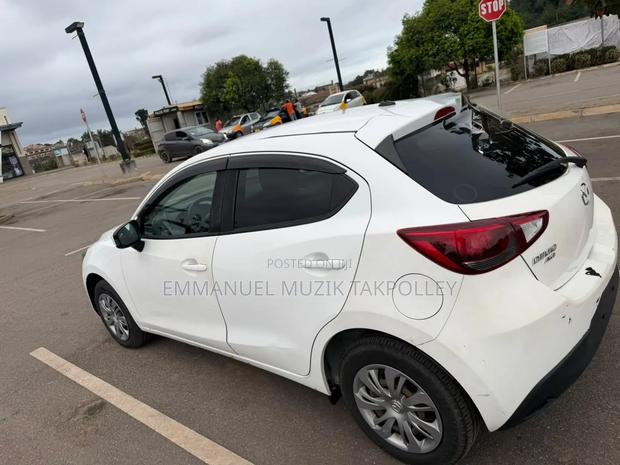Mazda Demio 2016 White
