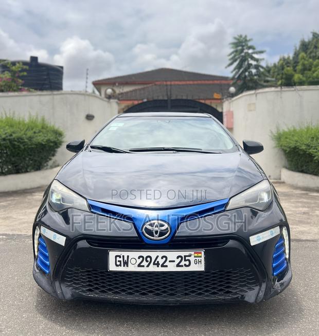 Toyota Corolla SE 4dr Sedan (1.8L 4cyl CVT) 2017 Black