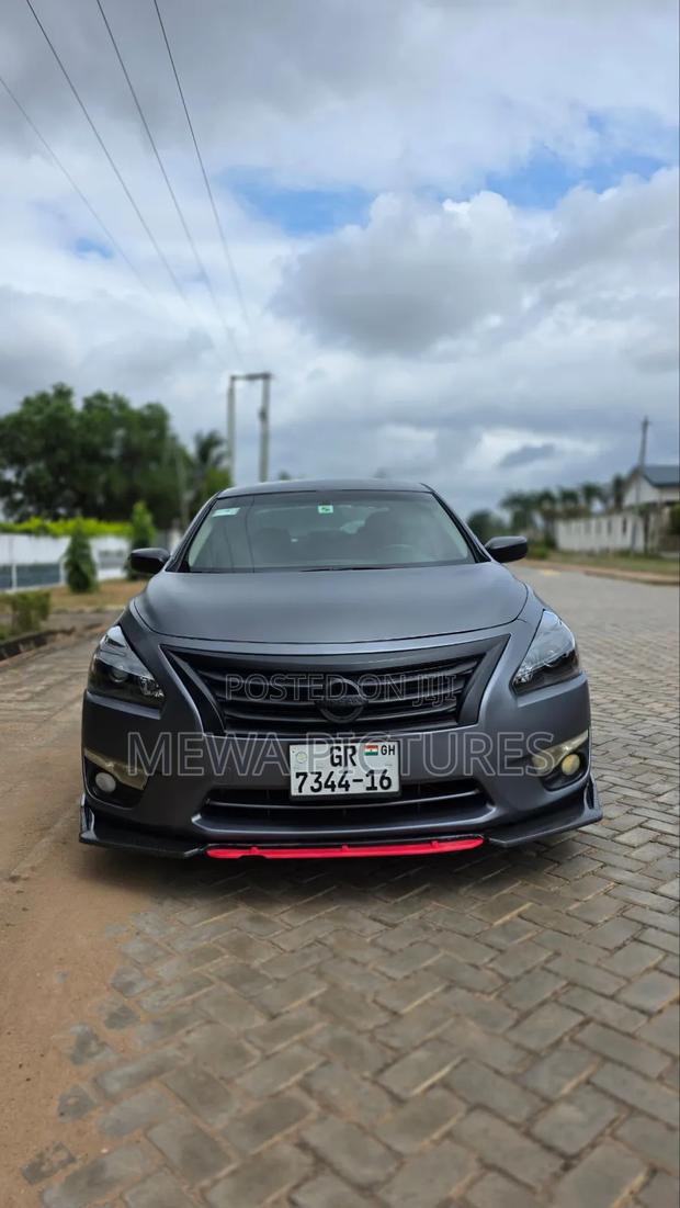 Nissan Altima 2.5 S 4dr Sedan (2.5L 4cyl CVT) 2015 Gray
