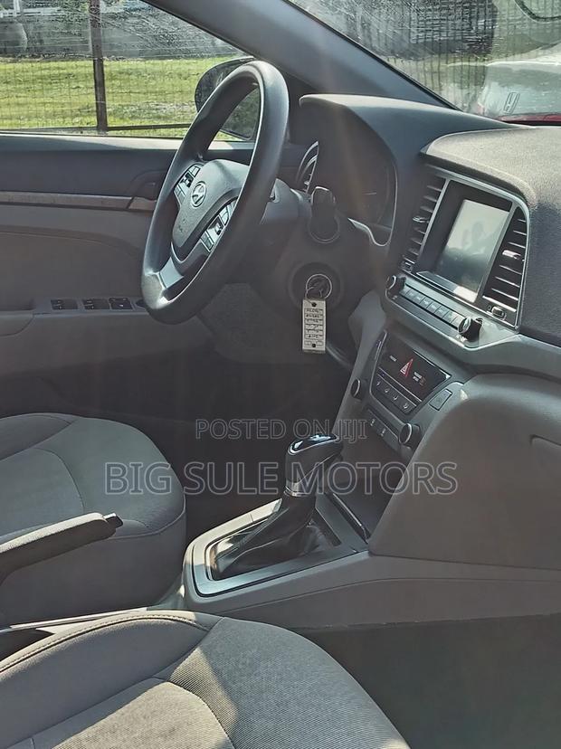 Hyundai Elantra SE 2018 Black