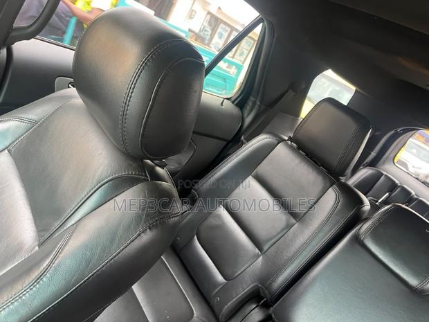 Ford Explorer 2015 Brown