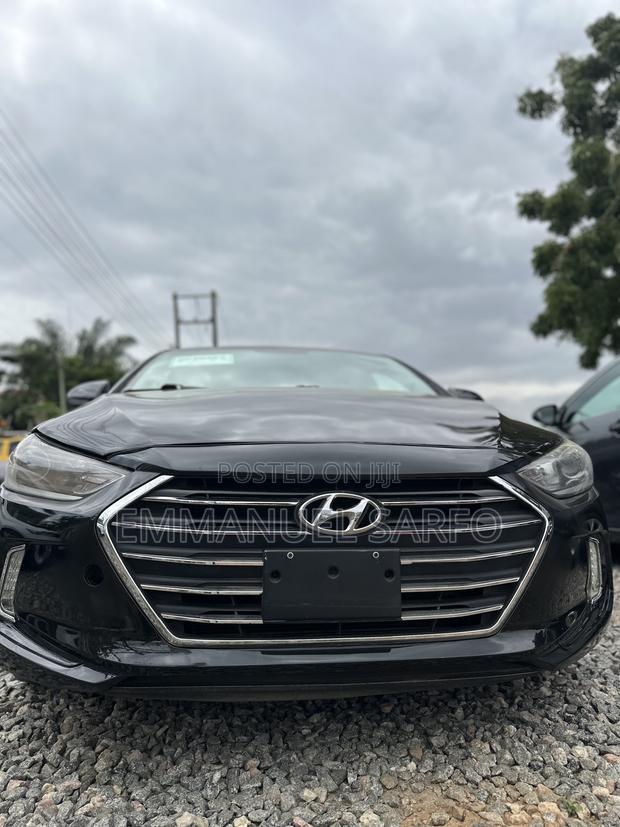 Hyundai Elantra SE Sedan FWD (2.0L 4cyl 6M) 2017 Black