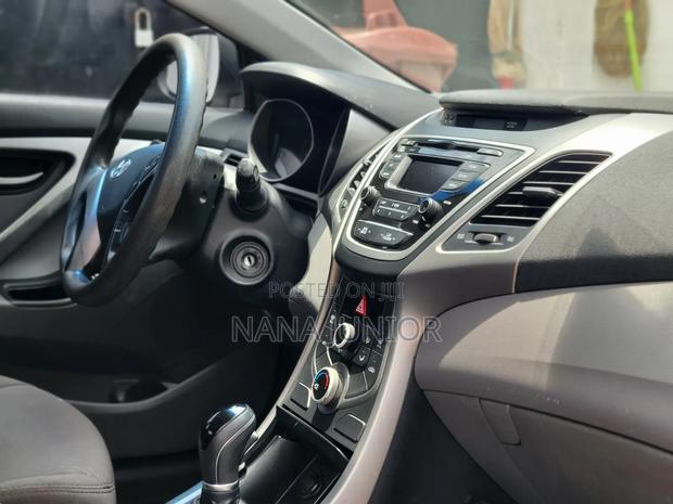 Hyundai Elantra 2014 White