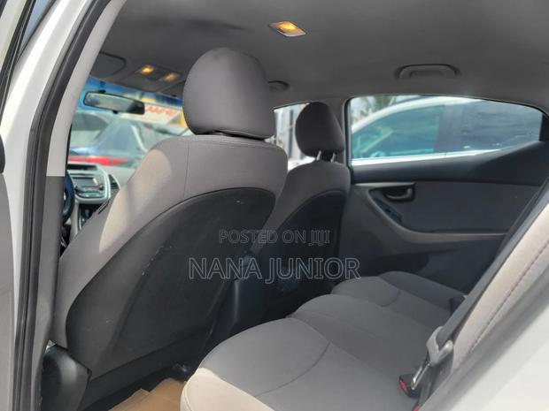 Hyundai Elantra 2014 White